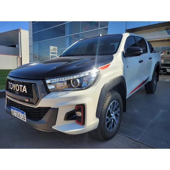 Toyota Hilux 2.8 Cd Srv 177cv 4x2 At