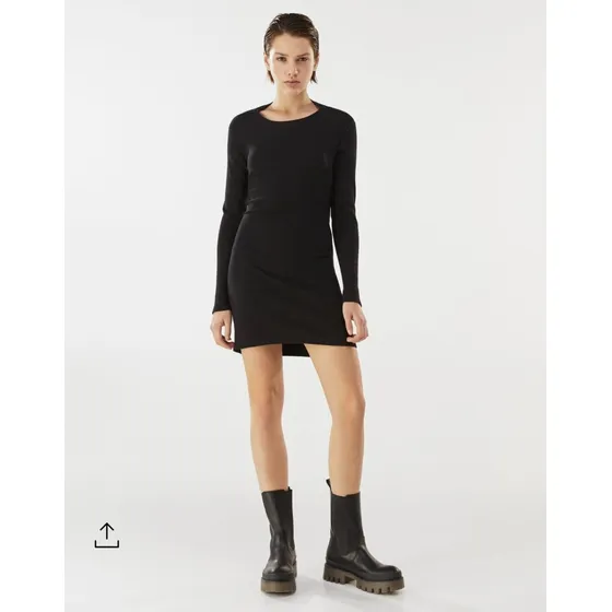 Vestido Negro Bershka 