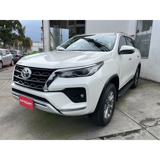 Toyota Fortuner Srv Sec 2,7 4x2 7p
