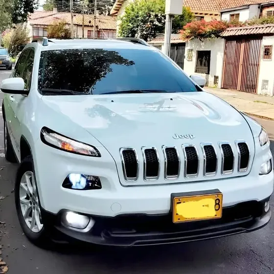 Jeep Cherokee 2015 3.2 Longitude
