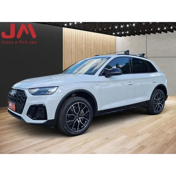Audi Q5 S-line Black 2.0 Tfsi Quat. S-tronic
