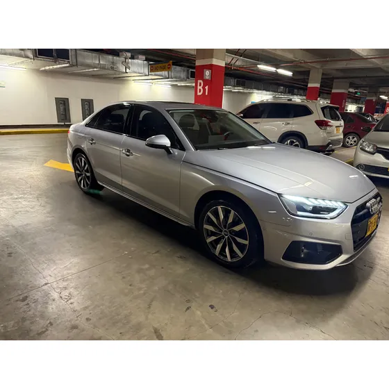 Audi A4 2.0 40 Tfsi Prestige Black