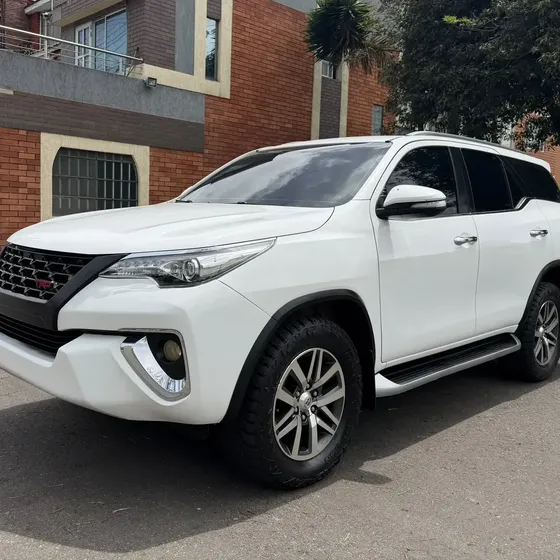 Toyota Fortuner 2017 2.8l