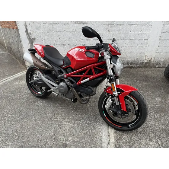 Ducati Monster 696 2014