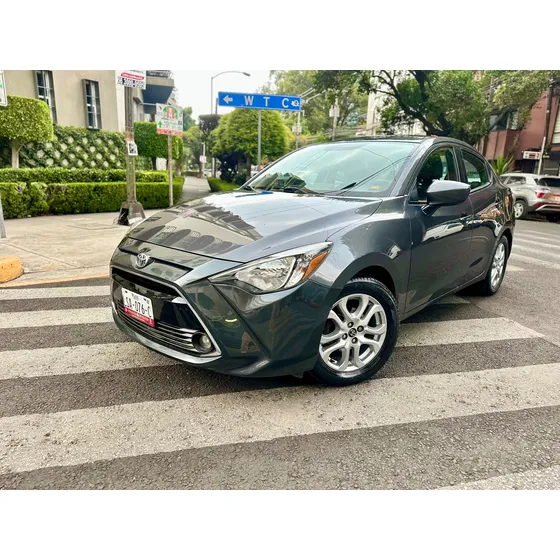 Toyota Yaris 1.5 R Xle At