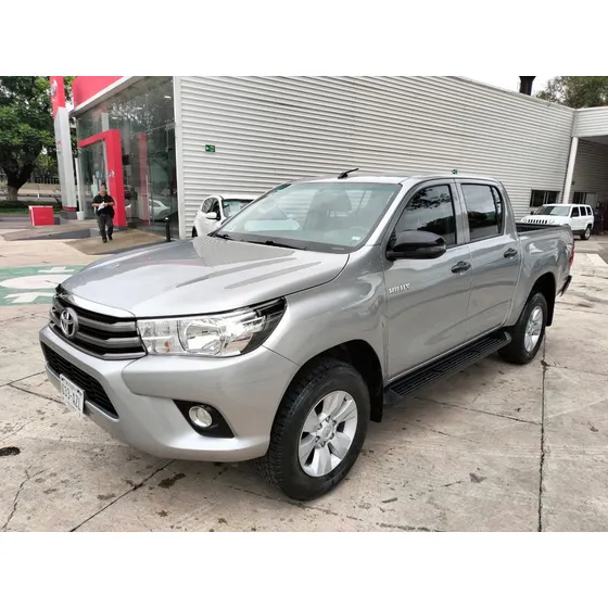 Toyota Hilux 2.7 Cabina Doble Sr Mt