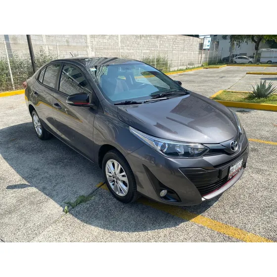 Toyota Yaris 1.5 4p S Mt