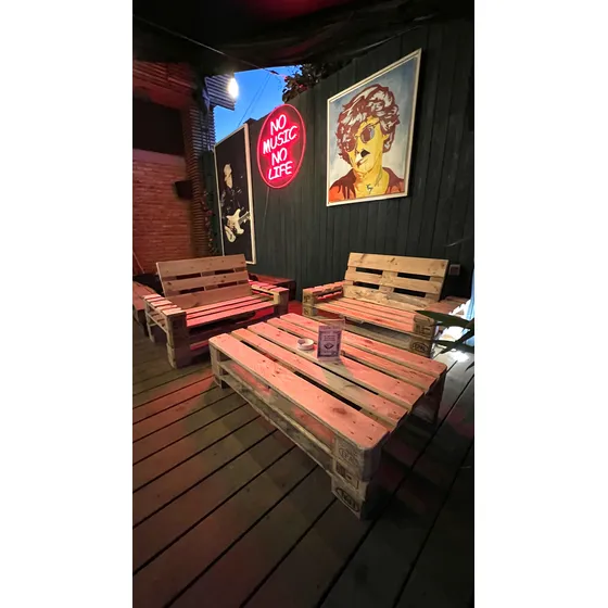 Terrazas De Pallets (juego 2 Asientos Más Mesa)