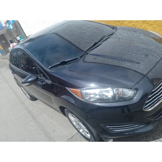 Ford Fiesta 1.6 Hatchback Se