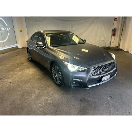 Infiniti Q50 3.5 Hybrid At