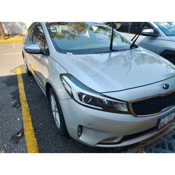 Kia Forte 2.0 Ex At