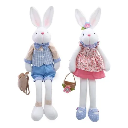 Casal Coelho Pascoa Pelucia Perna Mole Sentado Grande 46 Cm Branco (com Roupas Azul E Rosa)