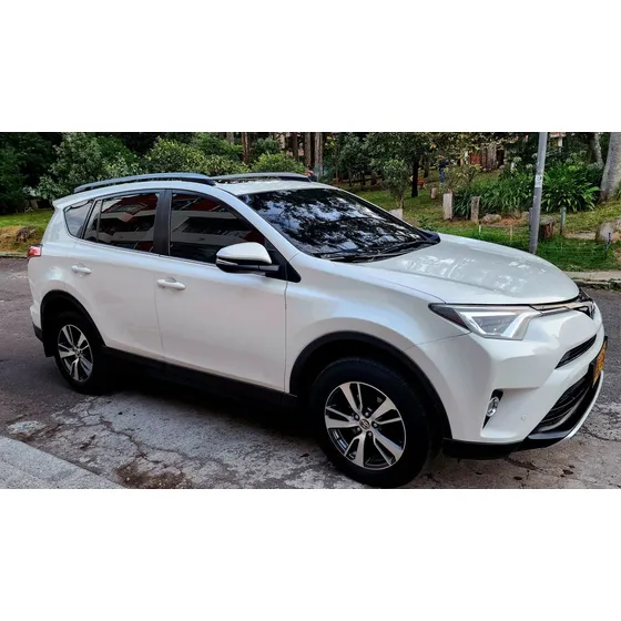 Toyota Rav4 2.0 Xroad