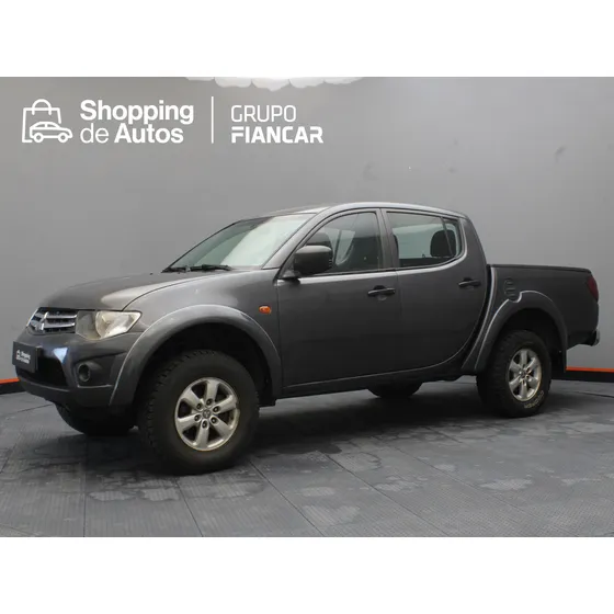 Mitsubishi L200 Full
