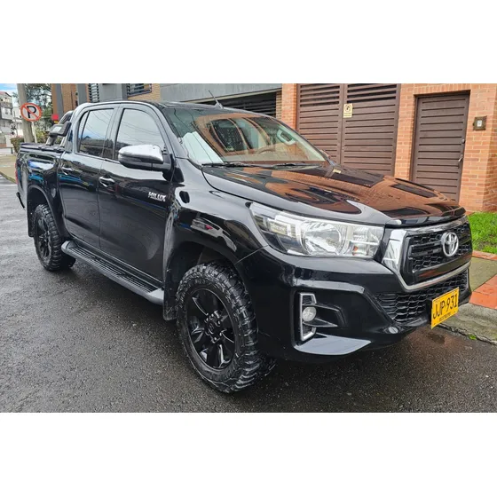 Toyota Hilux 2.4l
