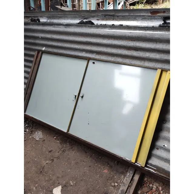 Puerta Bajo Parrilla Chapa