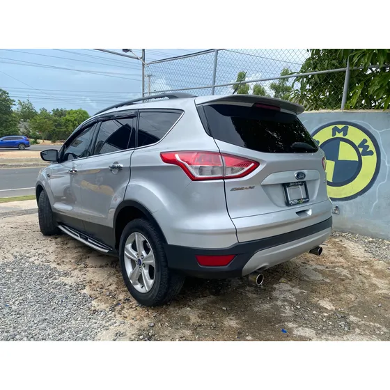 Ford Escape Esco Bost
