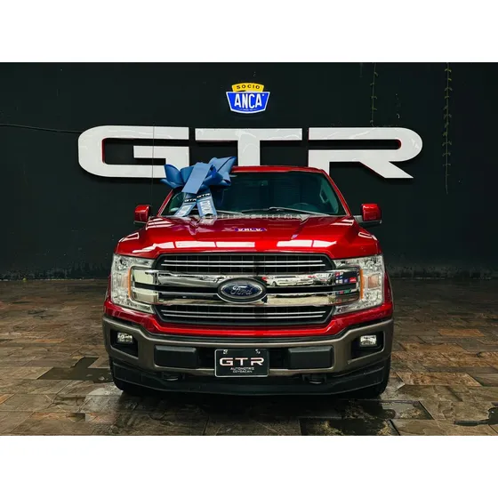 Ford Lobo Lari