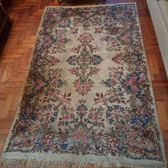 Alfombra Tipo Persa Antigua 1,95 M X 1,22 M Falta Limpieza