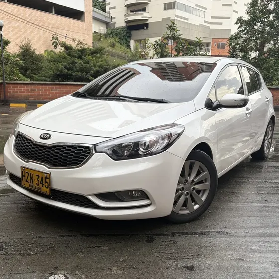 Kia Cerato Pro Sport 2014 1.6l