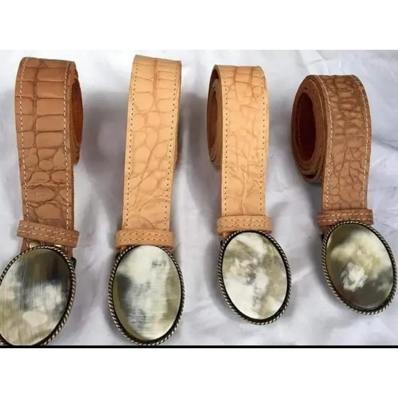 Cinto  De Cuero Con Hebilla De Guampa 