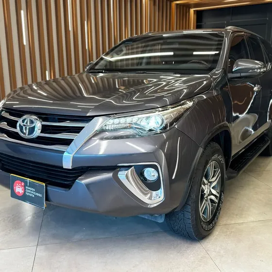 Toyota Fortuner 2019 2.7l Mid