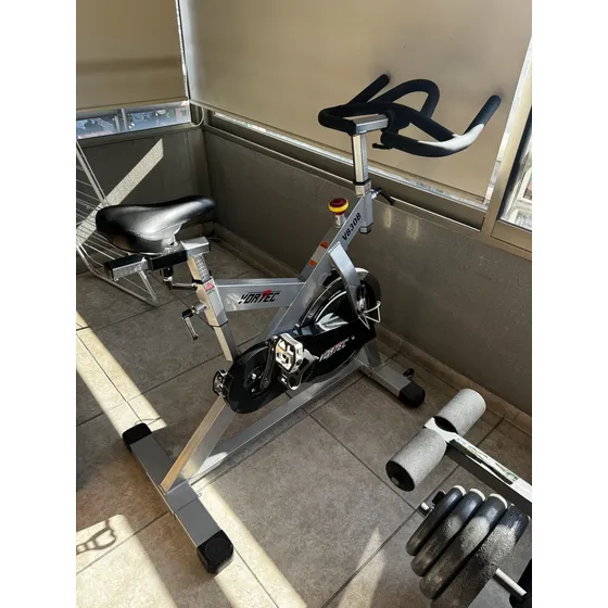 Bicicleta Spinning Vortec V-830b Color Blanco