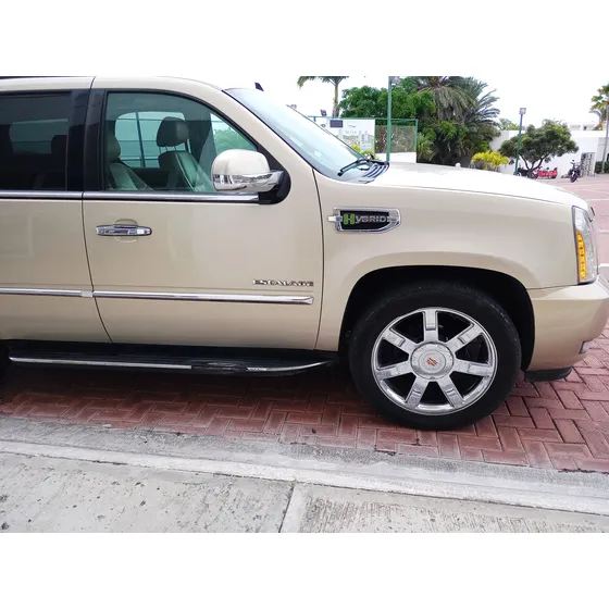 Cadillac Escalade Hybrid Xlt