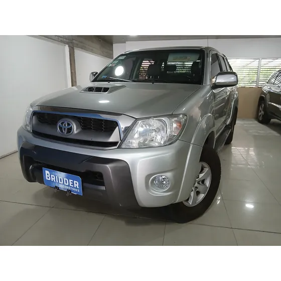 Toyota Hilux 3.0 D/cab 4x4 Srv