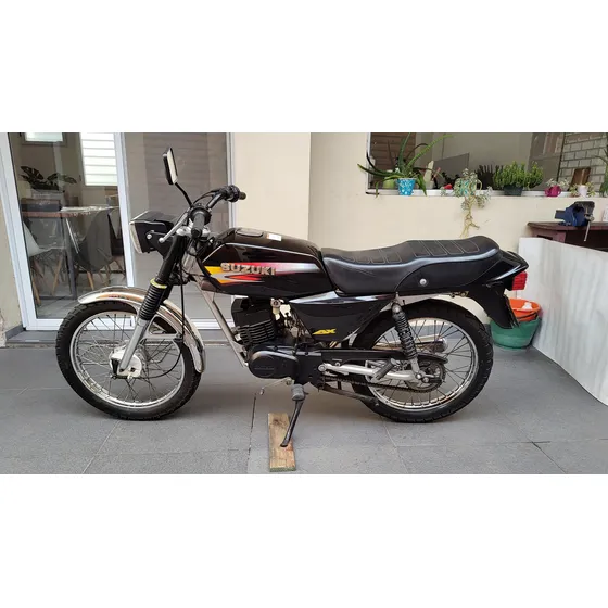 Suzuki Ax100 2014