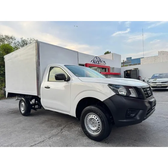 Nissan Np300 2.5 Caja Seca