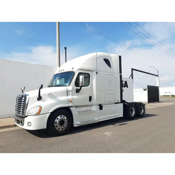 Freightliner Cascadia Blanco 2015,camiones,cummins