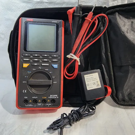 Multimetro Osiloscopio Uni-t Ut81b Scope Meter Funcionando