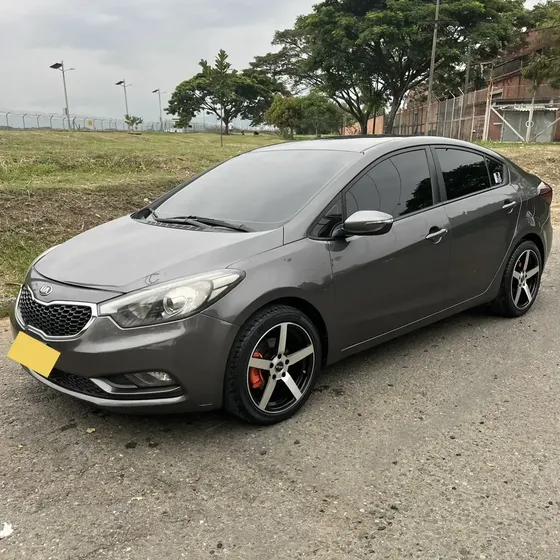 Kia Cerato Pro 2014 1.6l