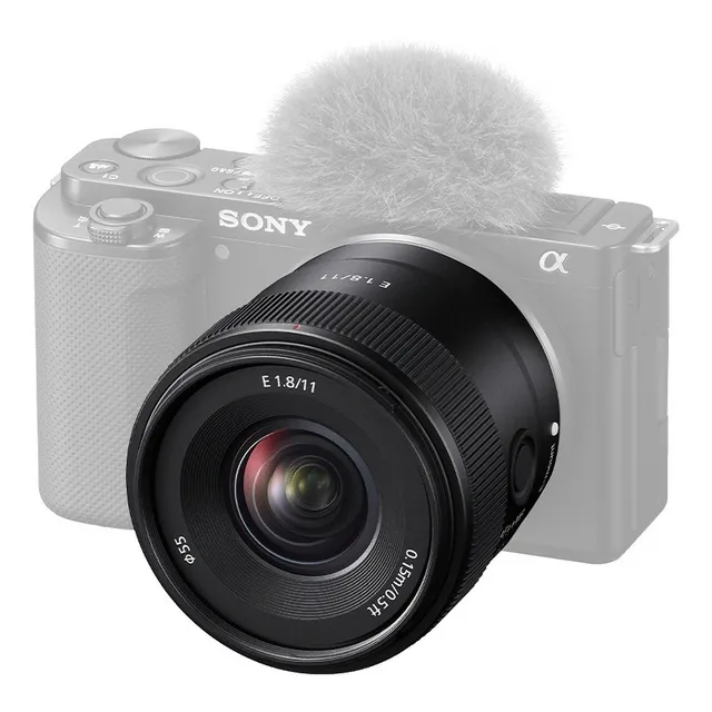 Lente Sony E 11 mm F/1.8 - SEL11f18 + NF-e