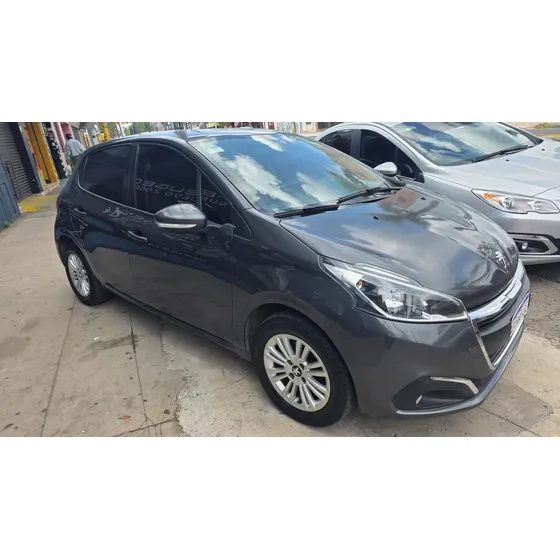 Peugeot 208 1.6 Allure