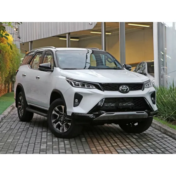 Toyota Hilux Sw4 Diamond 2.8 Tb 4x4 Die. Aut