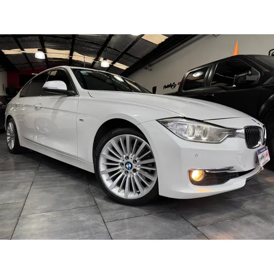 Bmw Serie 3 2.0 328i Luxury 245cv