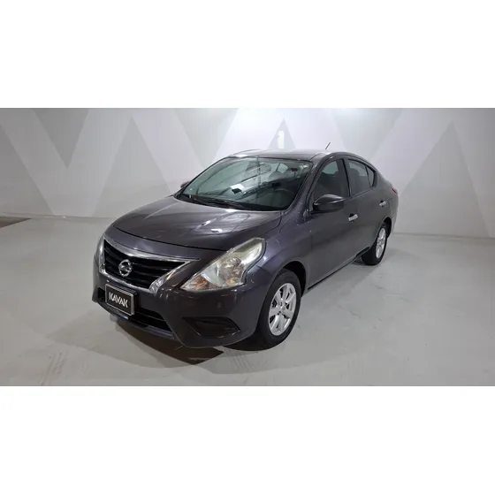 Nissan Versa 1.6 Sense
