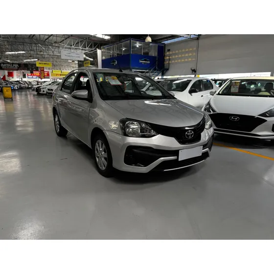Toyota Etios 1.5 X Plus Sedan 16v Flex 4p Automático