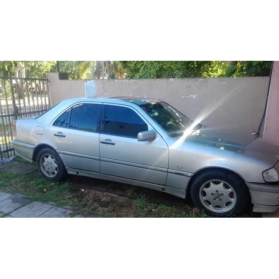Mercedes-benz Clase C 2.4 C240 Elegance Plus Te At