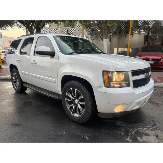 Chevrolet Tahoe E Suv Piel Cd 2a Fila Asientos 4x4 At