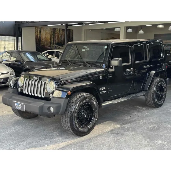 Jeep Wrangler 3.6 Unlimited Sahara 4x4 V6 Gasolina 4p Automático