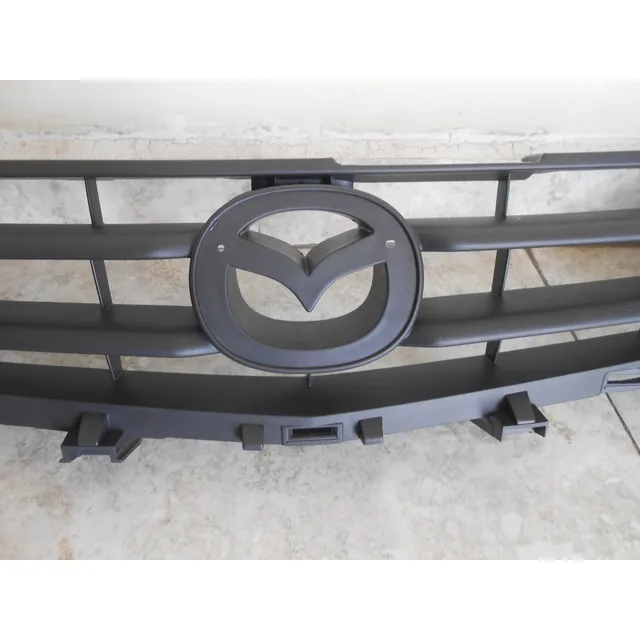 Parrilla Frontal Mazda Demio 