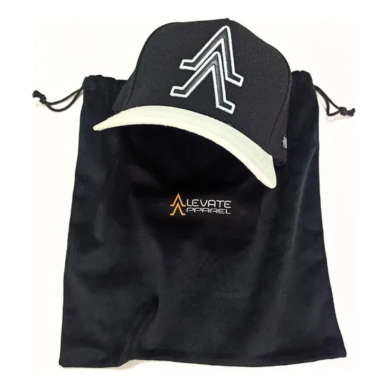 Gorra Alevate Apparel Negra Blanca Incluye Estuche Original