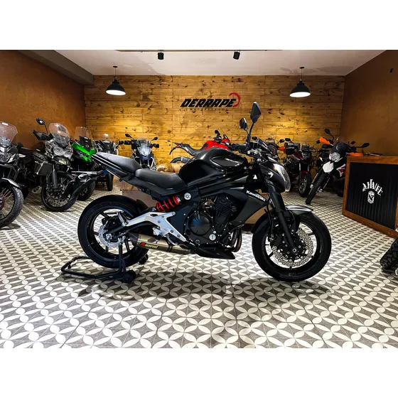 Kawasaki Er 6n (er6n Er-6n) *akrapovic* *olivos*