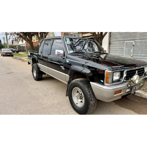 Mitsubishi L200 2.5 D/cab 4x4 Turbo