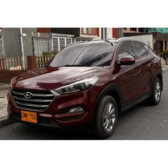 Hyundai Tucson 4x2 2000cc Mt Aa