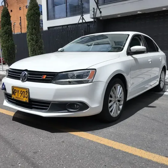 Volkswagen Jetta Vi 2012 2.5 Comfortline