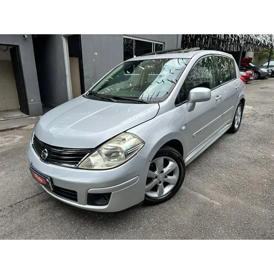 Nissan Tiida 1.8 Sl Flex Aut. 5p